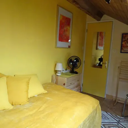 Au Catalpa Bed & Breakfast La Chapelle-Faucher